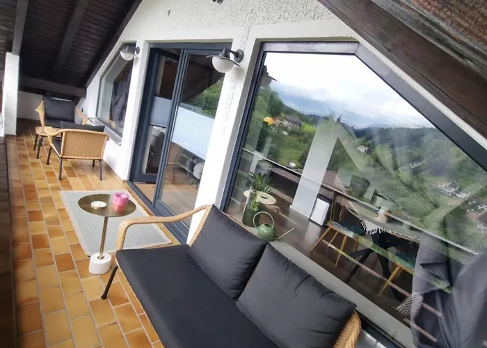 Miu\'S Roof